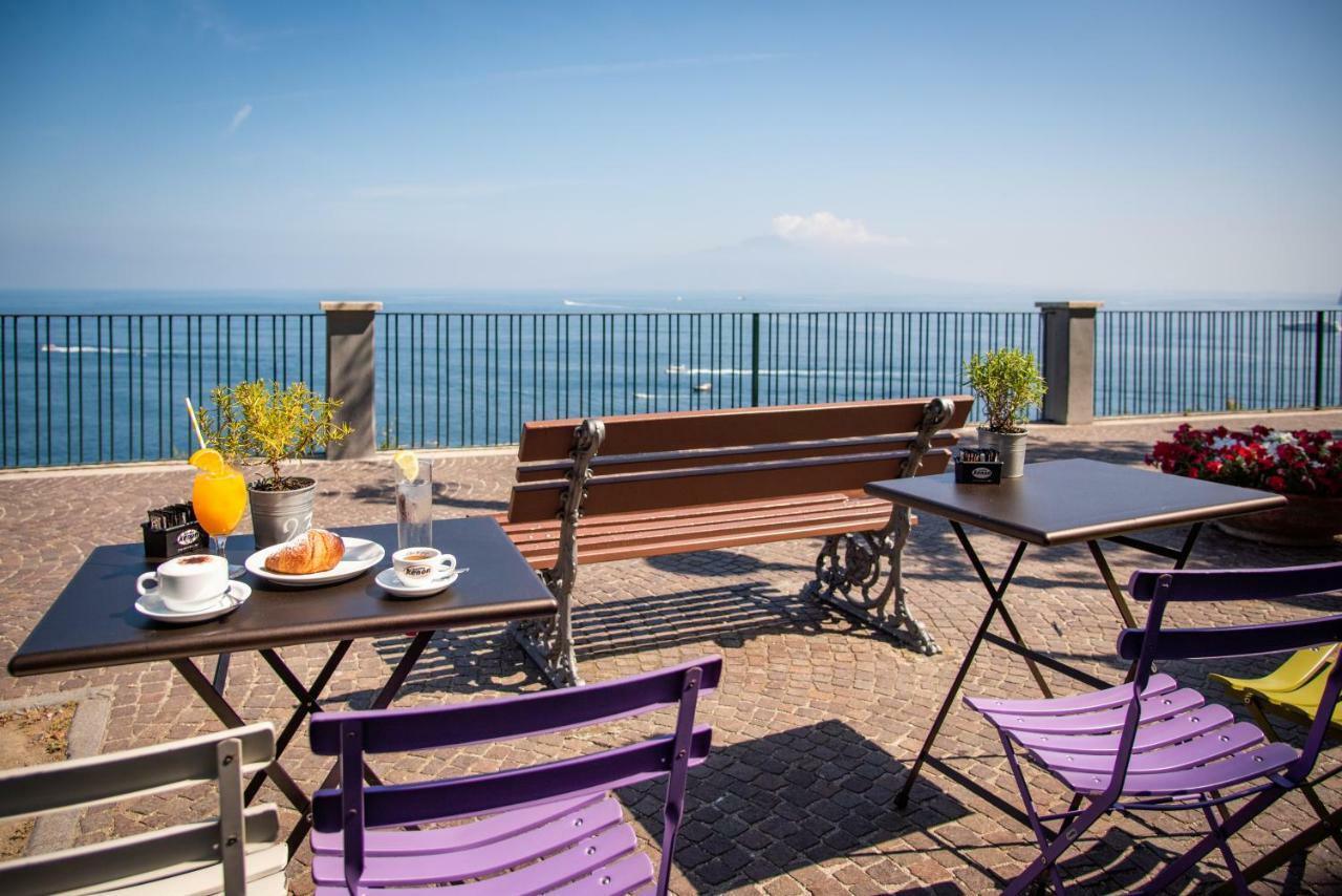 Suite Villa Comunale ソレント エクステリア 写真
